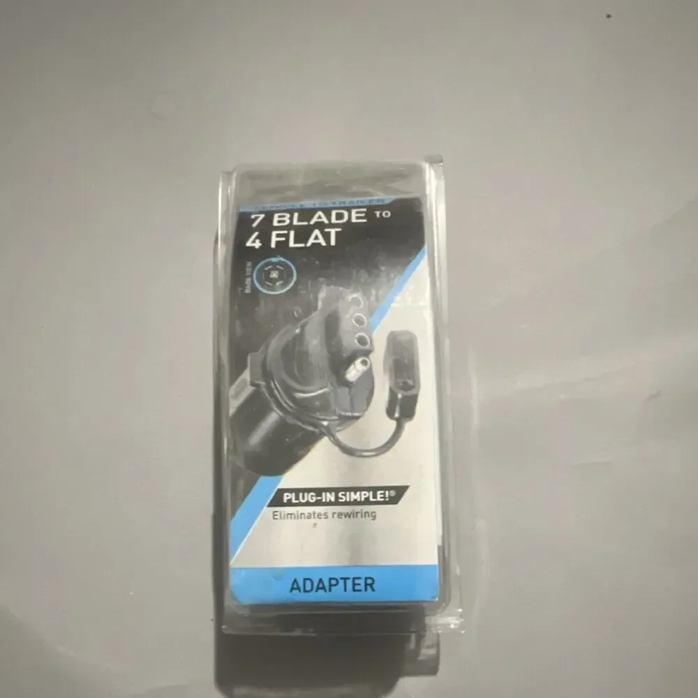 Hopkins 7-Blade to 4-Wire Flat Vehicle to Trailer Connector Adapter Plug